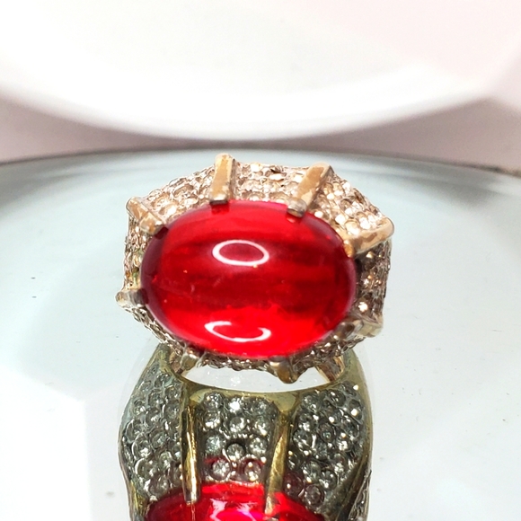 Incredible Oversized Vintage KENNETH LANE Ruby Jeweled Ring - Picture 3 of 7